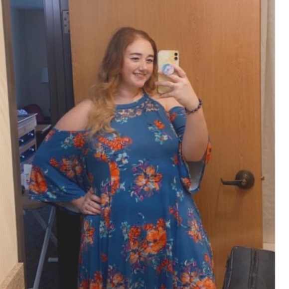 Meet your Posher, Brylea - Picture 1 of 1